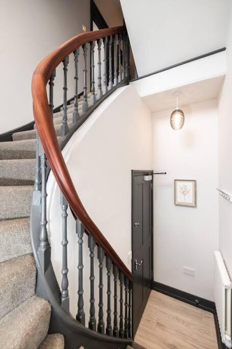 Апартаменты 4 Castle Mews Солсбери Экстерьер фото